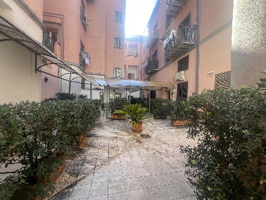 Foto Ufficio in via buonriposo  61/a, Palermo Brancaccio di 35 m²