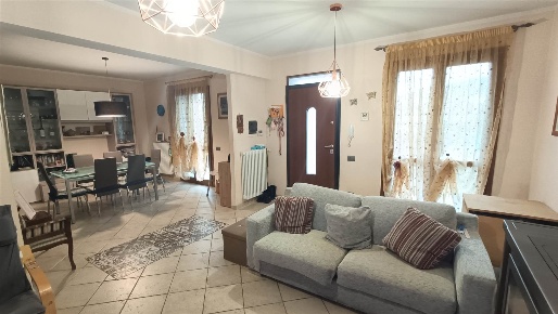Foto Casa indipendente a Borgo San Lorenzo Centro di 140 m² con 6 locali
