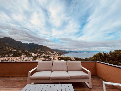 Foto Appartamento in Via Del Roccolo, Arenzano Pineta di 130 m² in affitto