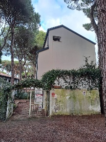 Foto Villa unifamiliare in Viale Leoncavallo 85-4, Comacchio Lido di Spina