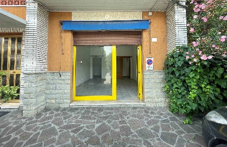 Foto Attività commerciale a Forlì Vecchiazzano - Ospedale di 31 m²