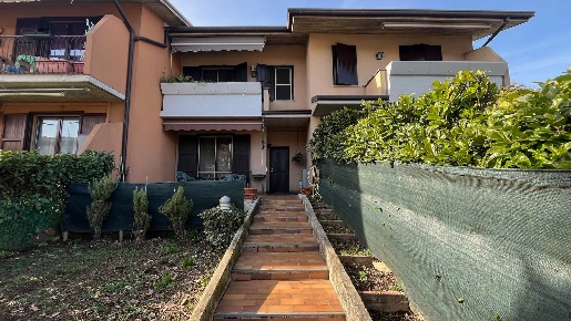 Foto Villa a schiera a Chignolo d'Isola di 125 m² con 4 locali in vendita