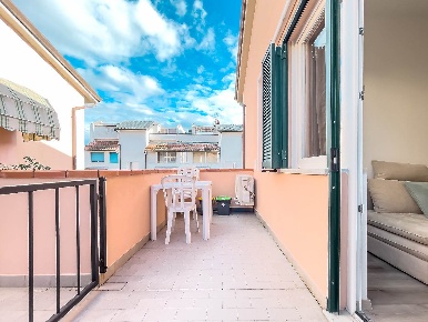 Foto Appartamento a Ameglia Centro di 33 m² con 1 locali in vendita