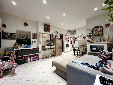 Foto Appartamento a Livorno Shangai di 64 m² con 2 locali in vendita