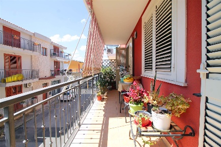 Foto Appartamento in Via Nino Martoglio 46, Floridia di 106 m² con 4 locali