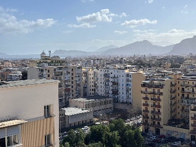 Foto Appartamento in via enrico fermi  36, Palermo Noce di 125 m²