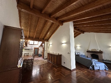 Foto Appartamento a Piacenza Centro Storico di 97 m² con 2 locali