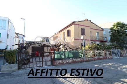Foto Appartamento in via lungomare rodi 24, Giulianova Centro di 98 m²