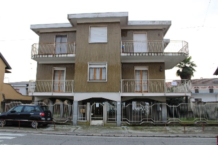 Foto Appartamento in via Thaon De Revel 61, Vercelli Cappuccini di 70 m²