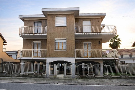 Foto Appartamento in via Thaon De Revel 61, Vercelli Cappuccini di 70 m²