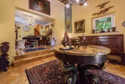 Foto Appartamento a Buonconvento Centro di 500 m² con 15 locali in vendita