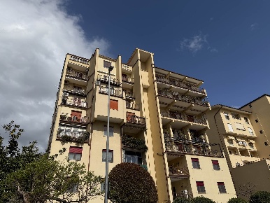 Foto Appartamento in Via Gennaro Stanislao De Crescenzo 1, Salerno