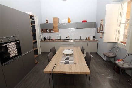 Foto Casa indipendente in Cortile Acquila, Lentini di 200 m² con 12 locali