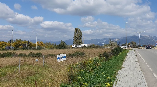 Foto Terreno industriale in via dei Barracelli, Tortolì Centro di 2030 m²