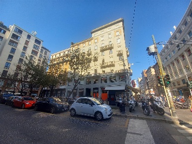 Foto Ufficio in Piazza Santa Maria Beltrade, Milano Duomo di 124 m²