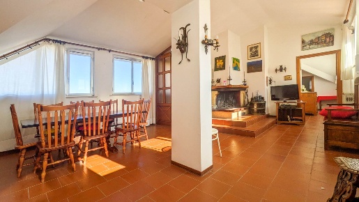 Foto Attico a Chieti Chieti Città di 275 m² con 8 locali in vendita