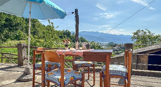 Foto Rustico in Via Centrale 1, Molazzana Sassi di 147 m² con 7 locali