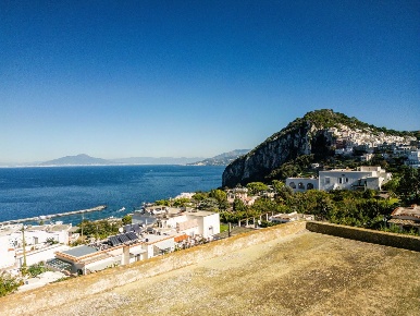 Foto Appartamento in VIA PROVINCIALE MARINA GRANDE, Capri Centro di 100 m²