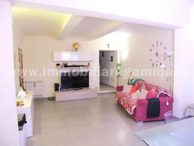 Foto Appartamento a Sinalunga Bettolle di 87 m² con 6 locali in vendita
