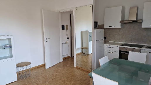 Foto Appartamento in Via Maffei 10, Milano Montenero di 65 m² con 2 locali