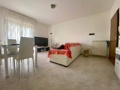 Foto Appartamento a Santo Stefano di Magra Centro di 50 m² con 2 locali