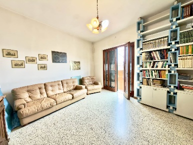 Foto Appartamento a Pistoia Pistoia Ovest di 185 m² con 8 locali in vendita