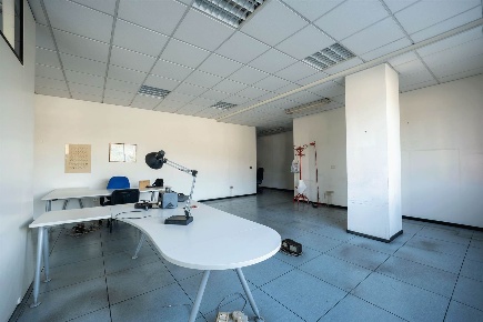 Foto Ufficio a Calenzano Centro di 110 m² con 1 locali in affitto