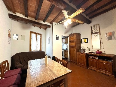 Foto Appartamento a Montevarchi Città di 92 m² con 5 locali in vendita