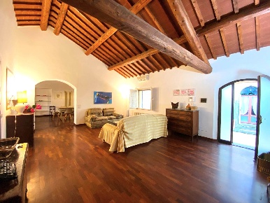 Foto Appartamento a Siena di 207 m² con 7 locali in vendita