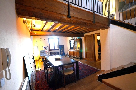 Foto Appartamento a Montemurlo Fornacelle di 90 m² con 4 locali in vendita