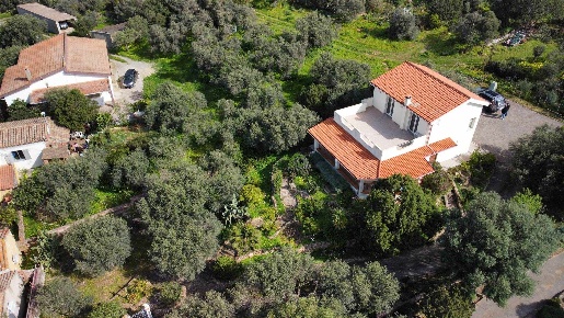 Foto Villa unifamiliare a Sant'Anna Arresi di 130 m² con 6 locali