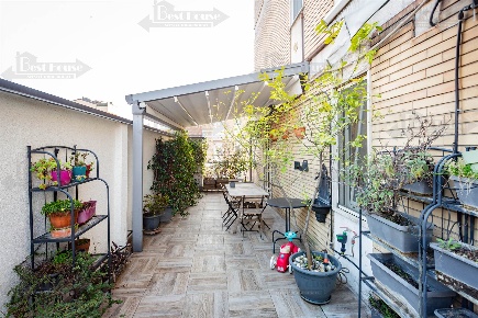 Foto Appartamento in via Wildt 5, Milano Casoretto di 72 m² con 3 locali