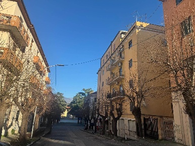 Foto Appartamento in via Diaz  13, Cosenza Centro di 110 m² con 4 locali