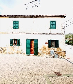 Foto Casa indipendente a Santa Luce Centro di 112 m² con 6 locali