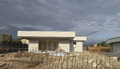 Foto Villa unifamiliare a Manerba del Garda Solarolo di 156 m² con 6 locali