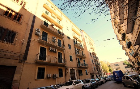 Foto Appartamento a Palermo Zisa di 140 m² con 5 locali in vendita