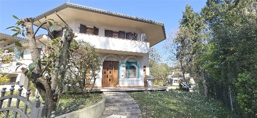 Foto Villa a schiera in VIA CAPITANIO 12, Spinea Spinea Orgnano di 230 m²