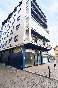 Foto Appartamento in Via Toti, Sondrio Centro di 98 m² con 5 locali