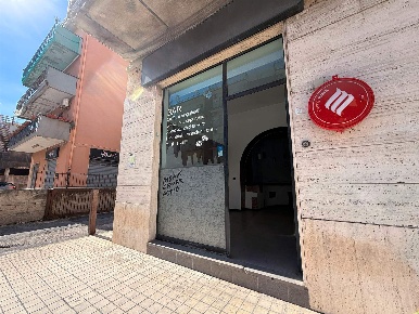 Foto Negozio in Via Filisto 31/A, Siracusa Tica - Zecchino di 65 m²