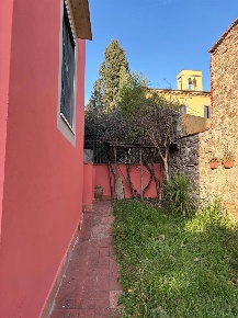 Foto Appartamento a Firenze Due Strade - San Gaggio di 100 m² con 4 locali