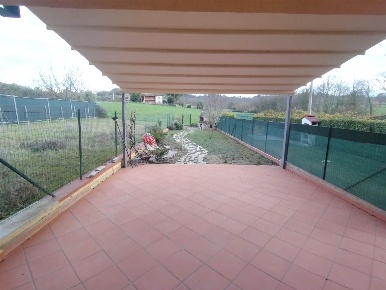Foto Villa a schiera a Città della Pieve Centro di 100 m² con 6 locali