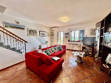 Foto Casa indipendente a Campi Bisenzio San Giusto, San Cresci di 120 m²