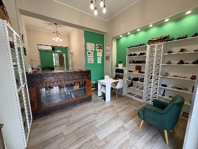 Foto Locale commerciale in via Tevere snc, Rende Roges di 45 m² in vendita