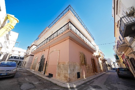 Foto Appartamento in Via Bonnaroti  46, Palo del Colle Centro di 120 m²