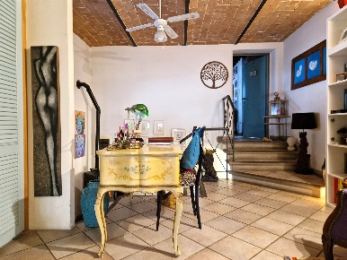 Foto Appartamento in Viale Marconi, Cecina Cecina Centro di 130 m²