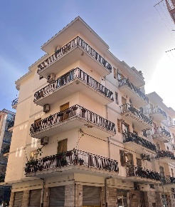 Foto Appartamento a Salerno Pastena - Pastena Alta di 105 m² con 4 locali