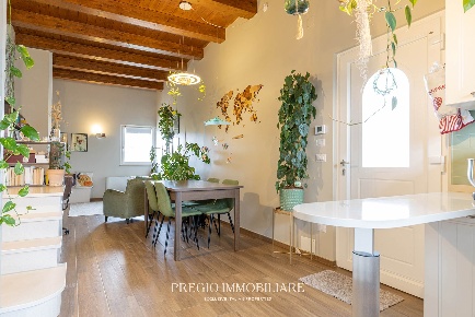 Foto Casa indipendente in Strada Pisciacalze, Alberobello Centro di 120 m²