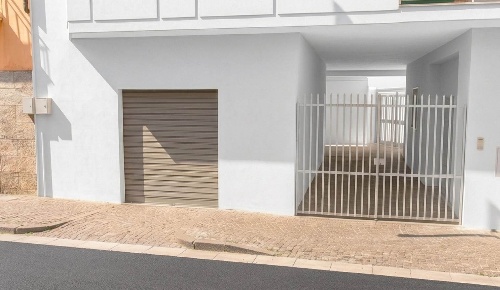 Foto Negozio in Corso Umberto I, Mondragone di 80 m² con 1 locali