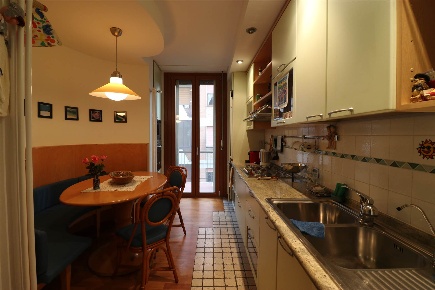 Foto Appartamento a Firenze Soffiano di 90 m² con 4 locali in vendita