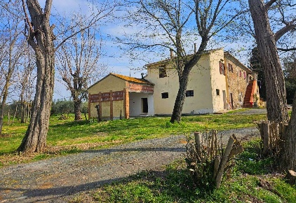 Foto Rustico in Via Marmentana, Rosignano Marittimo Rosignano Solvay